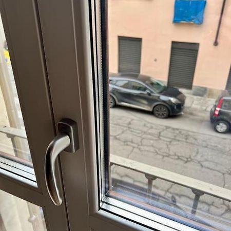 Casa Sassari - Vicino Porta Susa F.S. Turin Luaran gambar