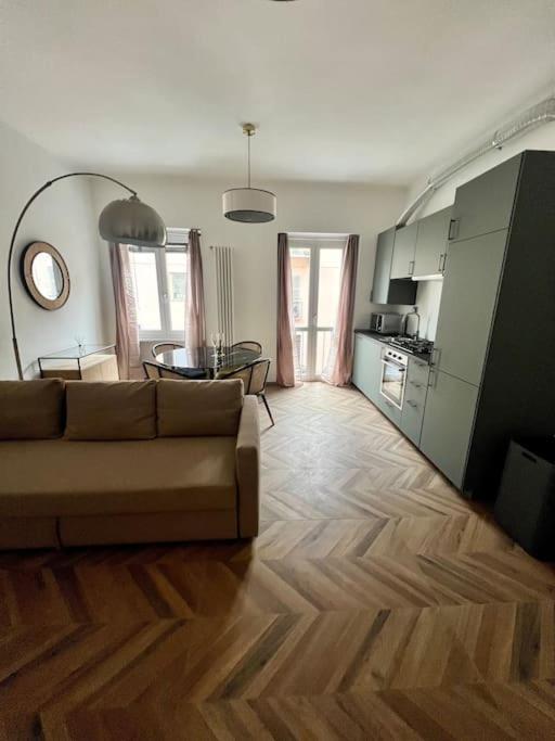 Casa Sassari - Vicino Porta Susa F.S. Turin Luaran gambar