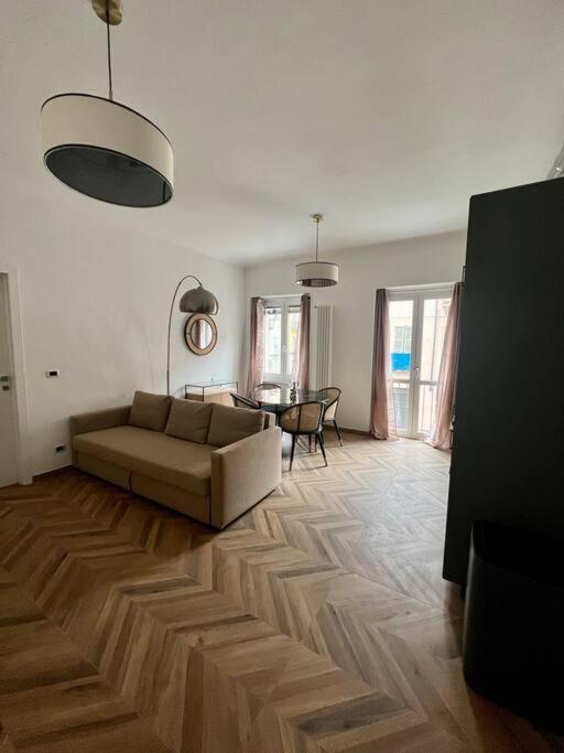 Casa Sassari - Vicino Porta Susa F.S. Turin Luaran gambar